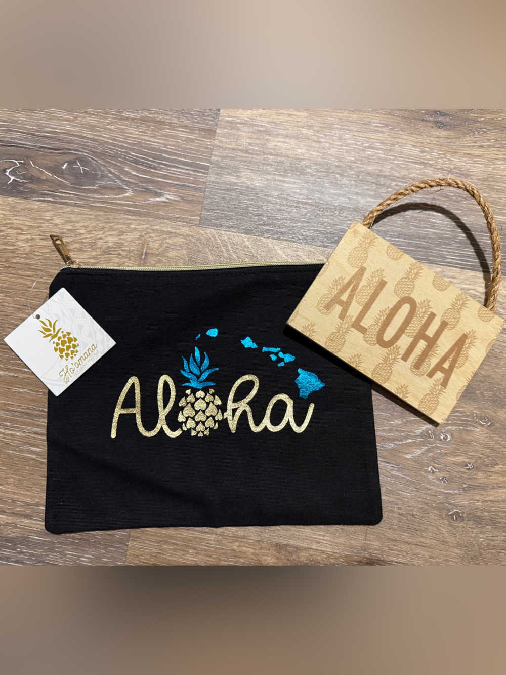 Aloha Bundle - Zip Pouch and Hanging Sign